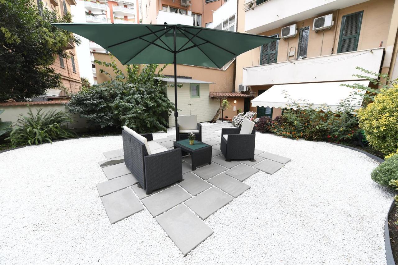 Il Giardino Nascosto Apartment Рим Екстериор снимка